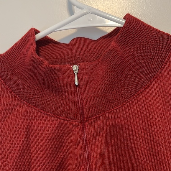 Bartholomue New Zealand Women’s Red 3/4 Zip Fleece Size Small - Picture 5 of 7